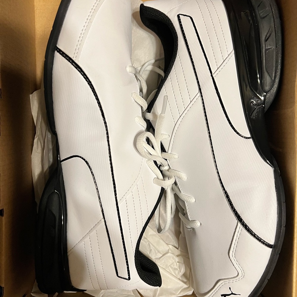 Puma Super Levitate Size 12.